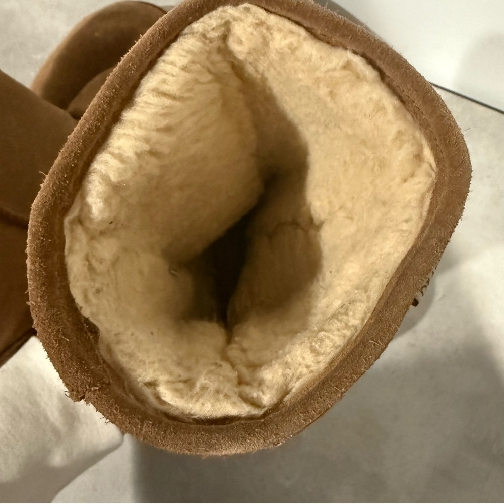 BearPaw Winter Boots - Picture 8 of 9
